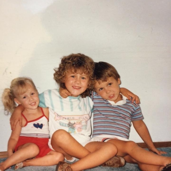 Meet your Posher, Stephanie - Picture 1 of 1